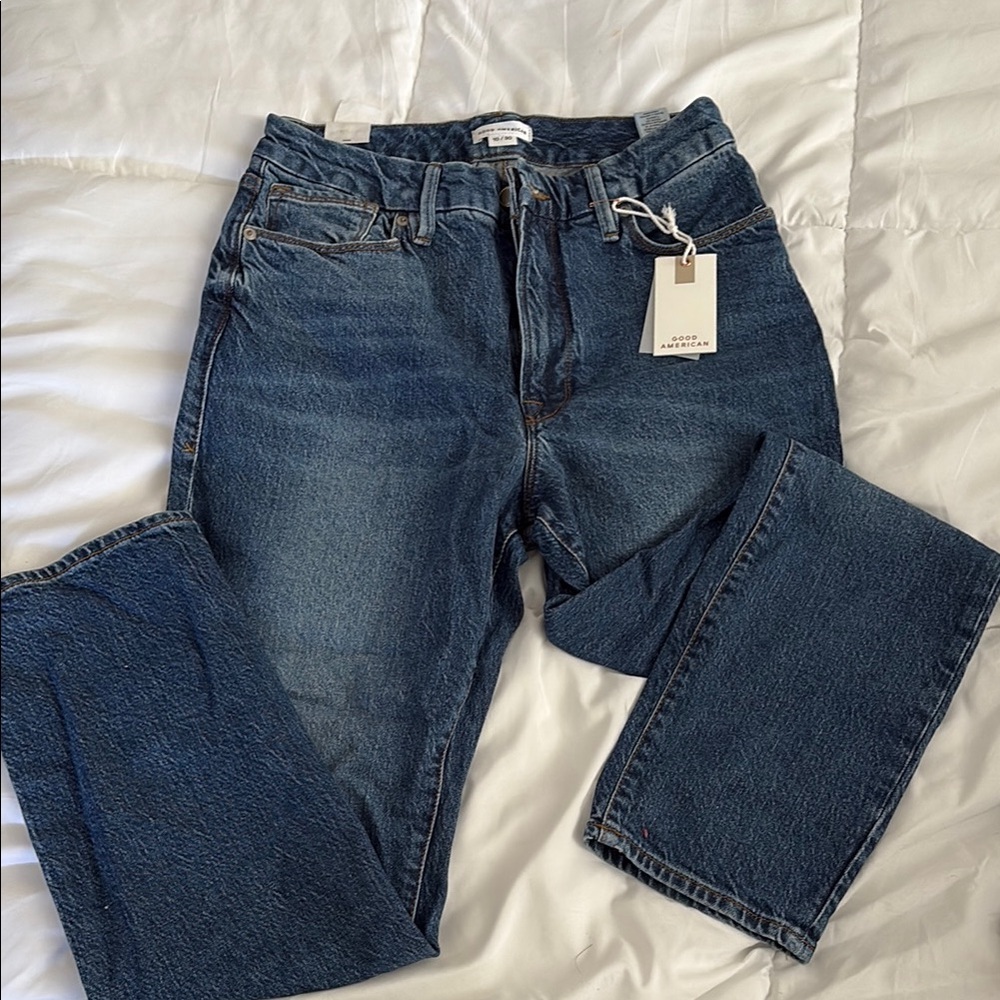 NWT Good American women’s  Indigo Straight Jeans